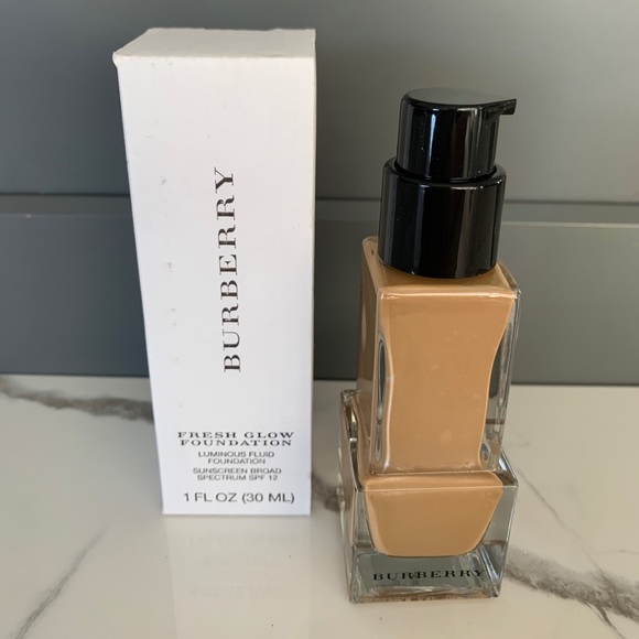 Burberry Other - 🛑STOP🛑 Burberry Fresh Glow